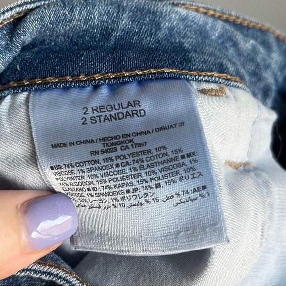 Old Navy Super Skinny Midrise Jeans - Picture 5 of 5